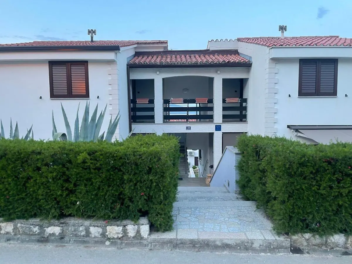 Контакты Residence4A-Appartamento Bianco