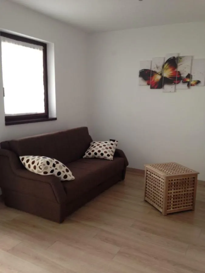 Residence4A-Appartamento Bianco Равни Апартаменты